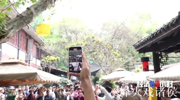 新消费催生新职业 年轻人解锁这些新赛道 新消费催生新职业 年轻人解锁这些新赛道